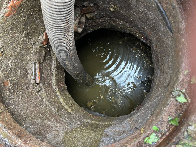 安源化粪池清理的周期与注意事项